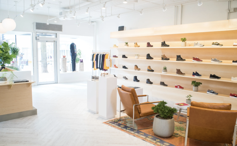 August Shop